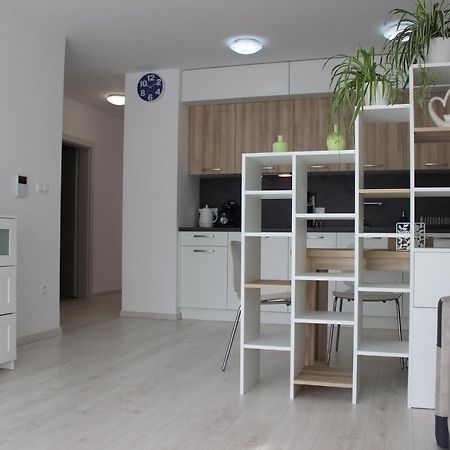Leo Apartment Free Parking!!! Μπρατισλάβα Εξωτερικό φωτογραφία